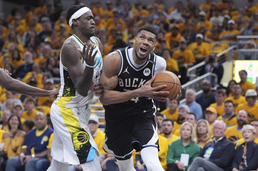 [流言板]官方：因用手触碰对手脖子，梅西、苏亚雷斯被处以罚款38亮257回复.